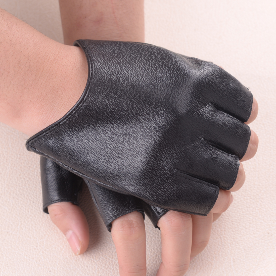 fingerless athletic gloves