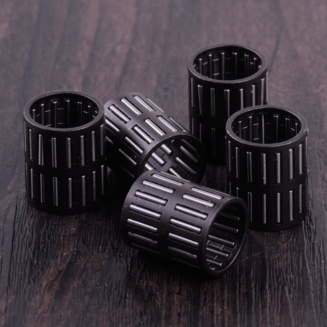 Kolbenbolzen-Lager passend für Stihl 042 AV 048 AV - Nadelkranz - needle cage eB